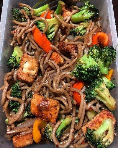 Mr. M. recommendet stir-fry Asian rice noodles