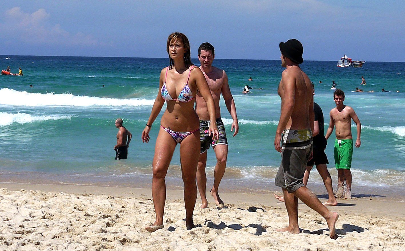 Dragonfly reccomend Sydney australia bondi beach topless