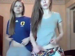 Booter reccomend Amateur teen webcam striptease hot redhead