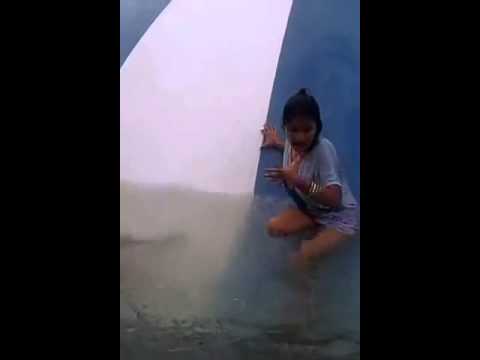 Real kerala school girls water playing hot pic