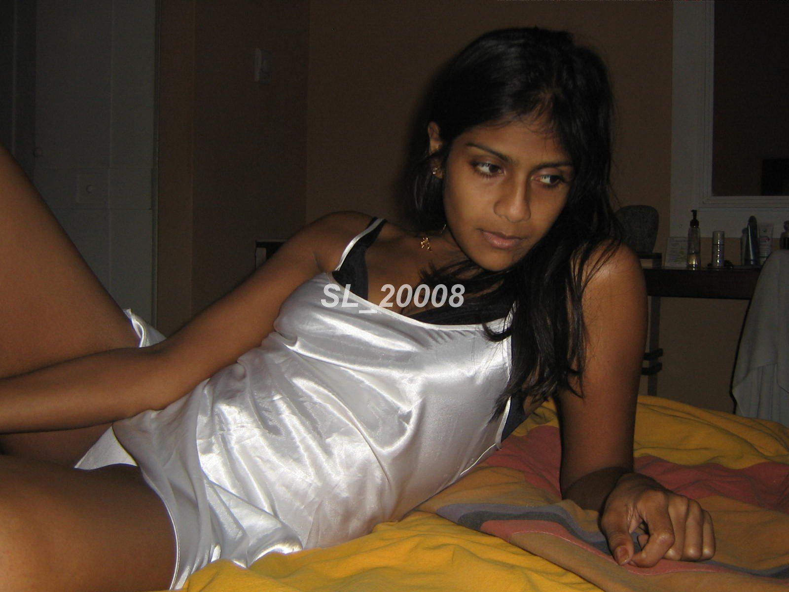 Srilanka nude teen photoes