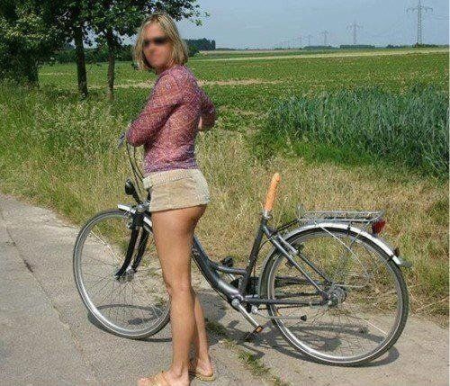 Bicycle seat with dildo