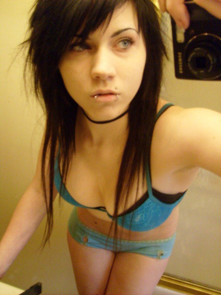 Topless Emo Girl Selfie