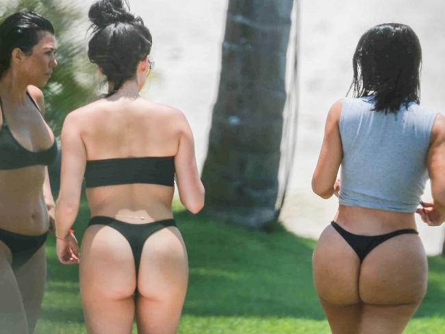 Amphibian reccomend Kardashian sisters nude asss