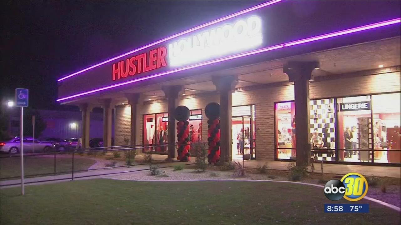 Captian R. reccomend Hustler store location