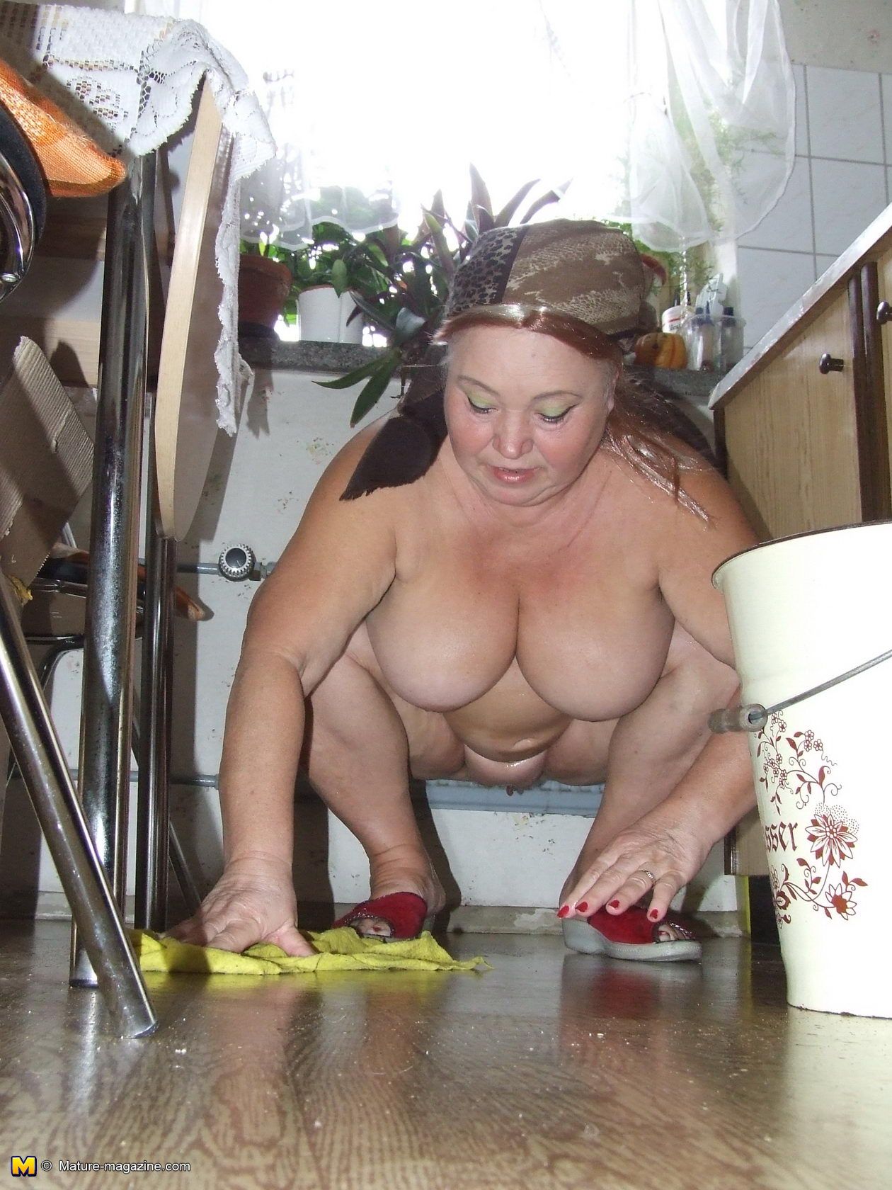 best of Woman naked Sexy cleaning