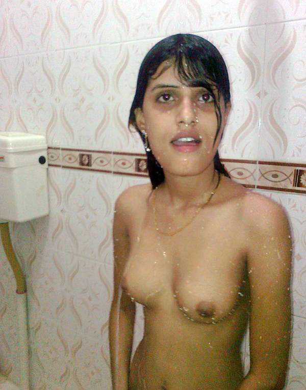 Nude Desi Teen Caught